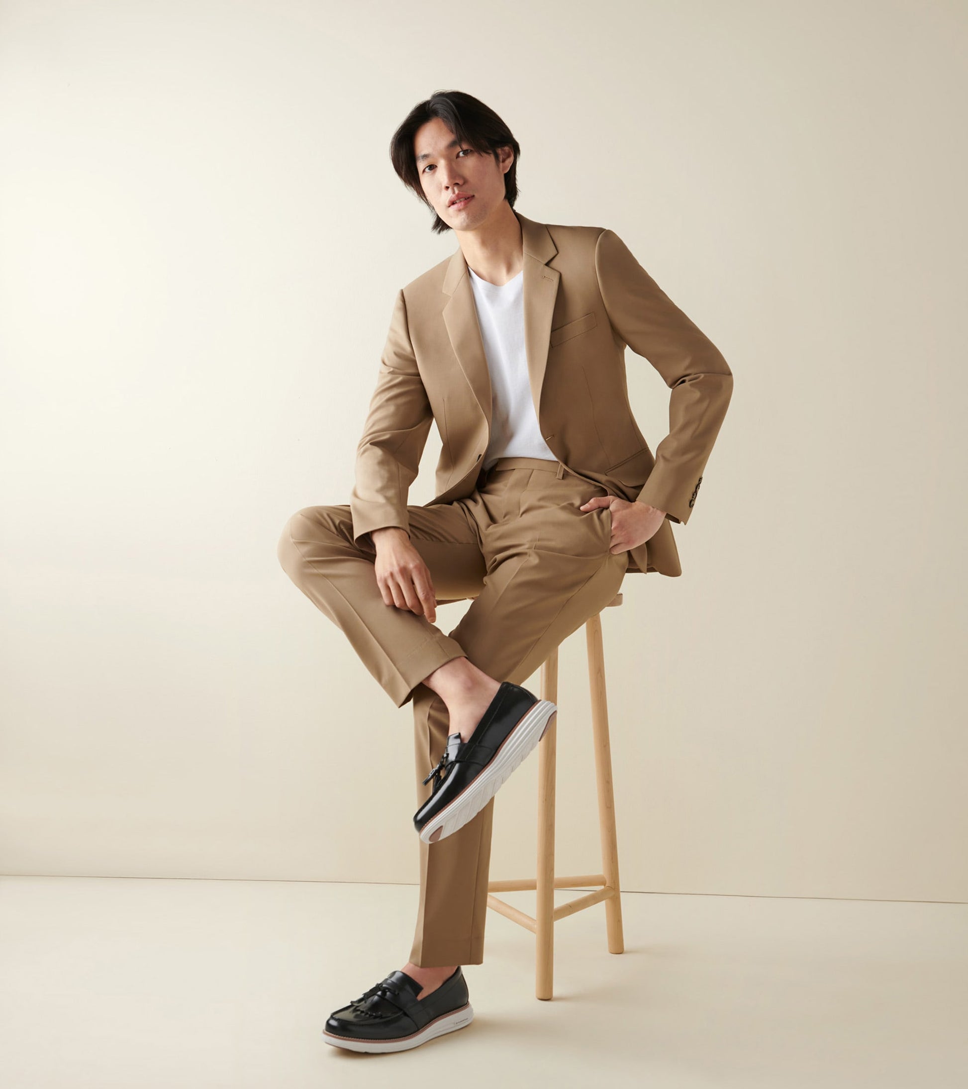 C36147:BLACK/OPTIC WHITE