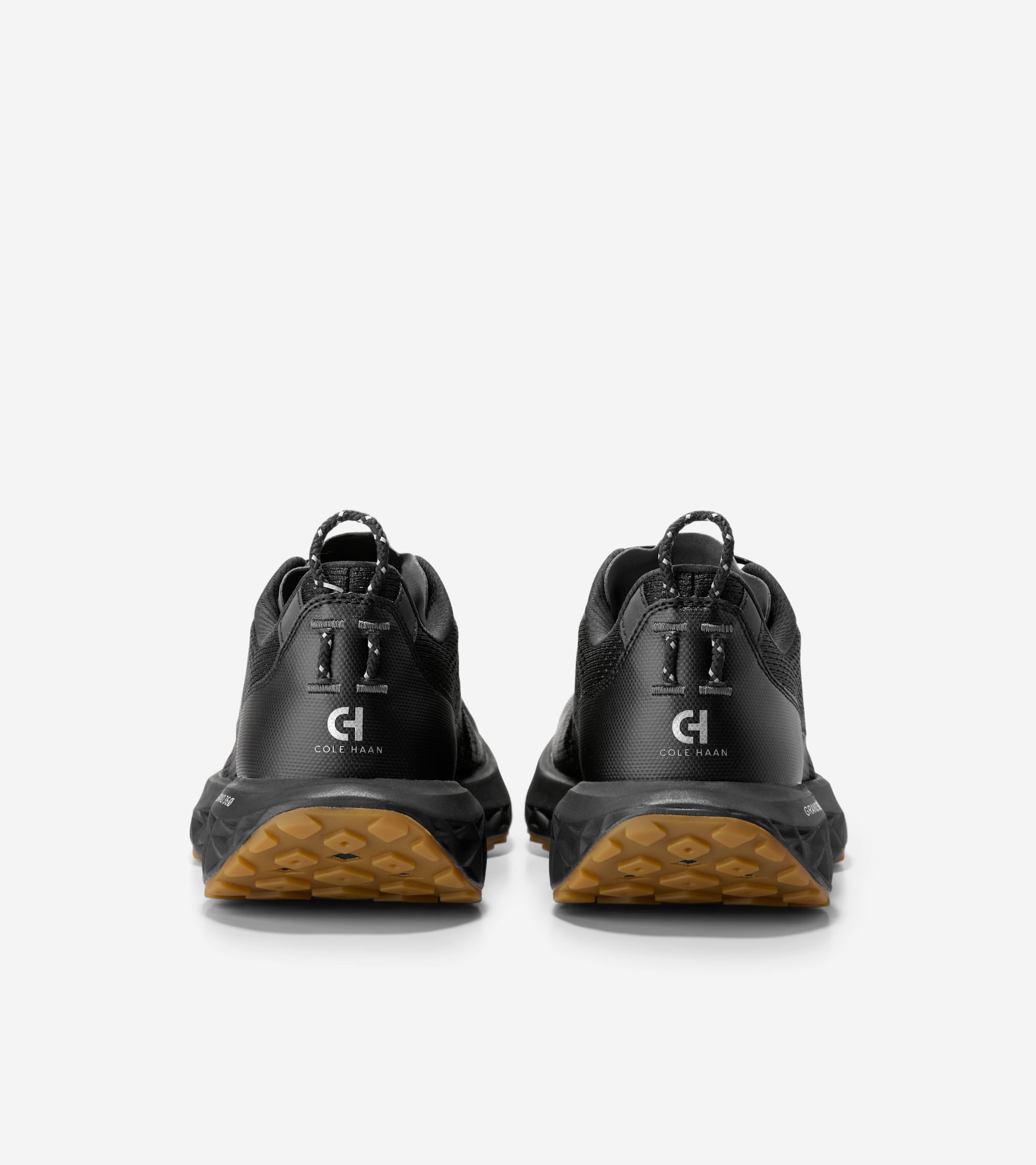 Men's ZERØGRAND Outpace III All-Terrain Running Shoes – Cole Haan