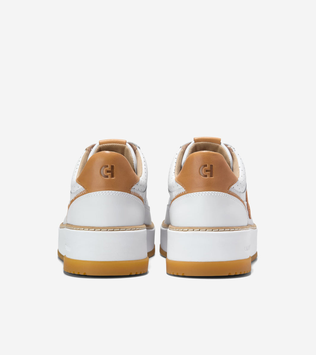 W33199:WHITE PERF LEATHER/BISCUIT/WHITE