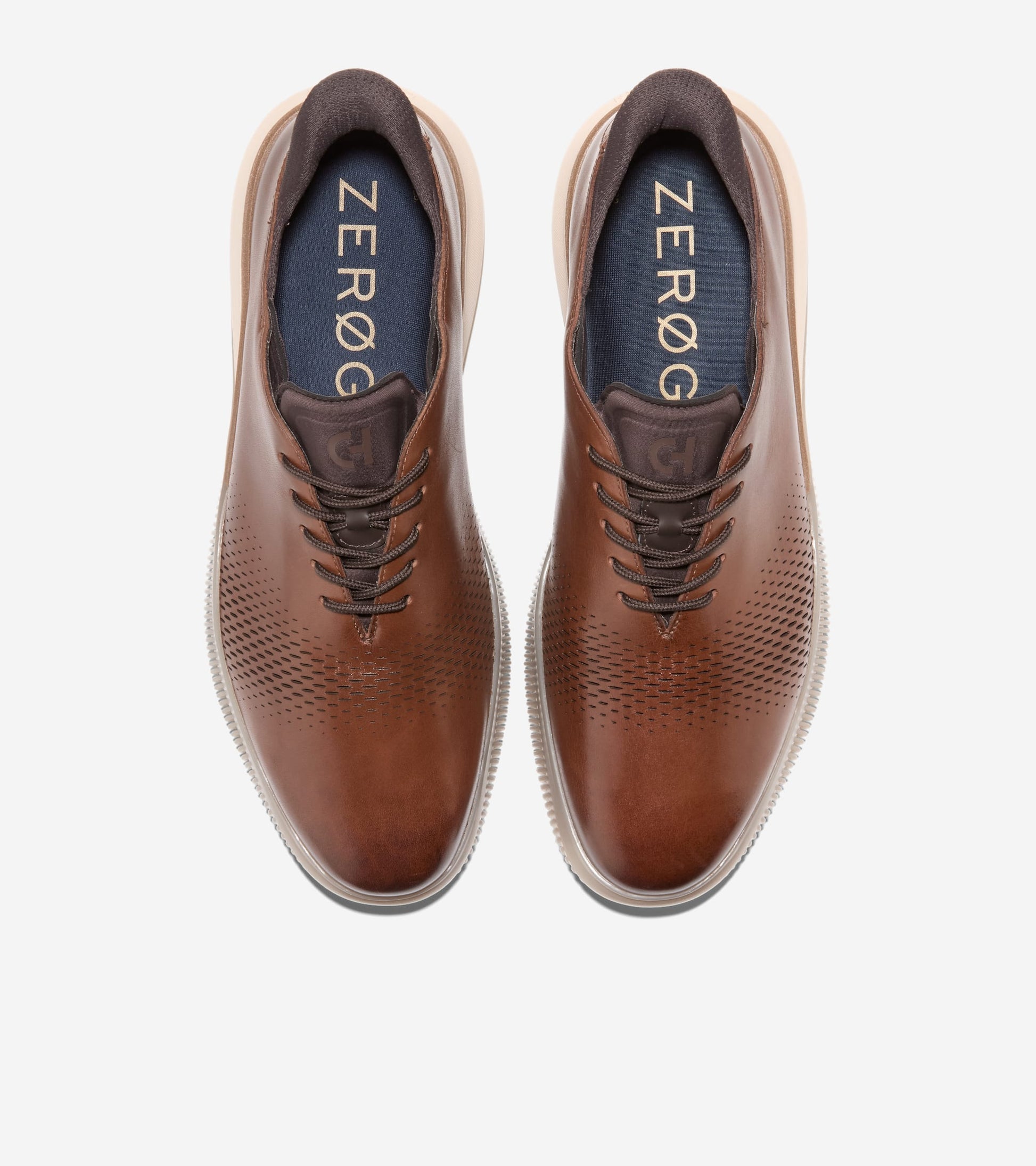 C42829:CH WOODBURY / CH DK CHOCOLATE / ANGORA
