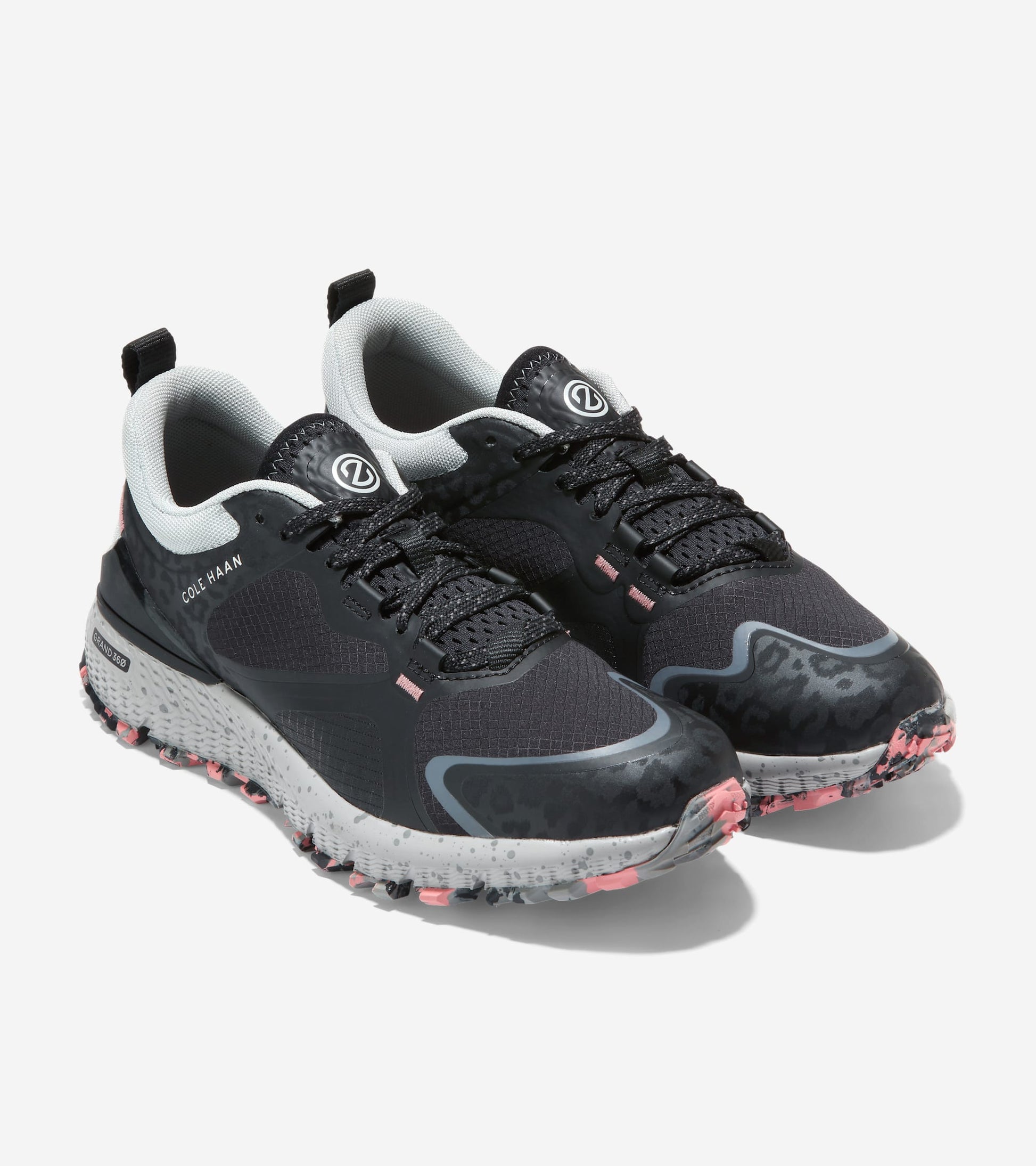 W25615:BLACK/HARBOR MIST/ROSETTE